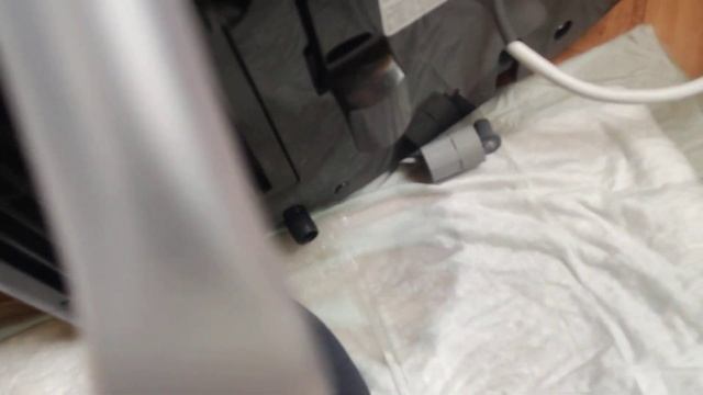Слив конденсата с кондиционера Whirlpool PACB212HP. смотреть онлайн