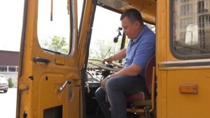 ЛиАЗ-677м ОБЗОР И ПОПЫТКА ЗАПУСКА ПОСЛЕ МНОГОЛЕТНЕЙ СТОЯНКИ