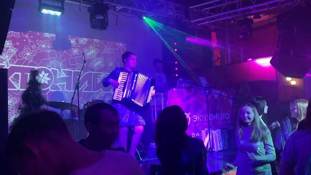 Вика Шоркина - Удмурт гуръёс (Эктоника клуб Мега) смотреть онлайн