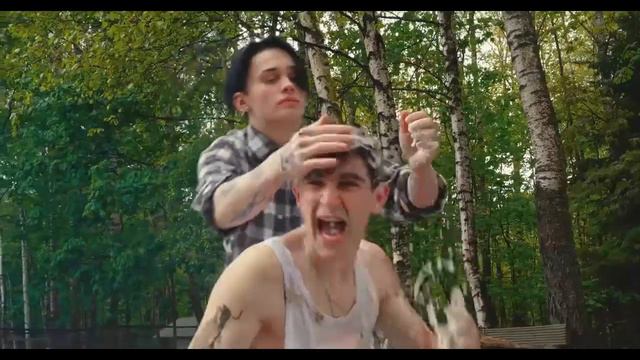 Кто лучше поет АРТУР БАБИЧ и АНЯ ПОКРОВ? Песня Артур Бабич Мармеладка клип Аня Покров Парень из сел смотреть онлайн