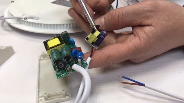 Почему перегорают светодиодные светильники: сравниваем блоки питания смотреть онлайн