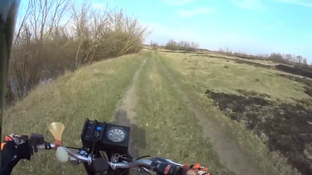 ИЖ Планета ещё не лето (часть1) смотреть онлайн