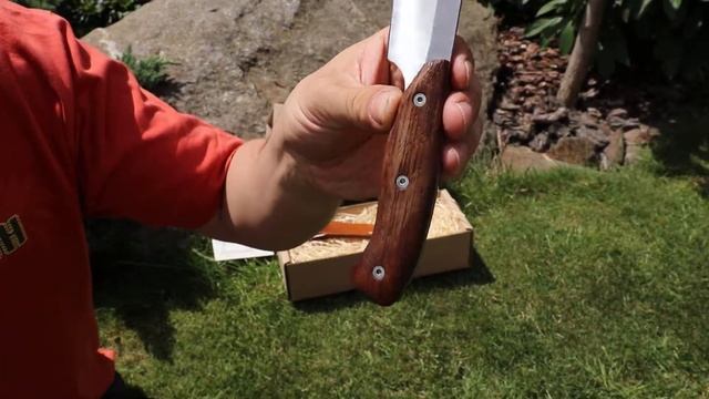 4. Knife Steel D2 (K110)