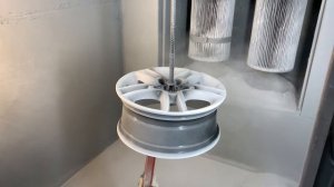 Порошковая покраска литых дисков. Нанесение лака