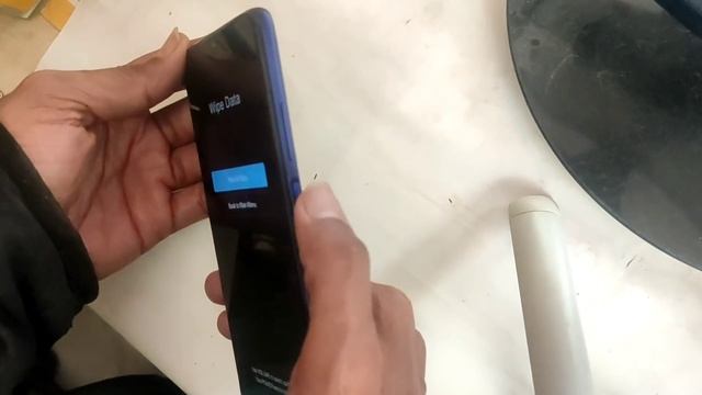 Poco Miui stuck on logo problem solved by MNR TECH смотреть онлайн