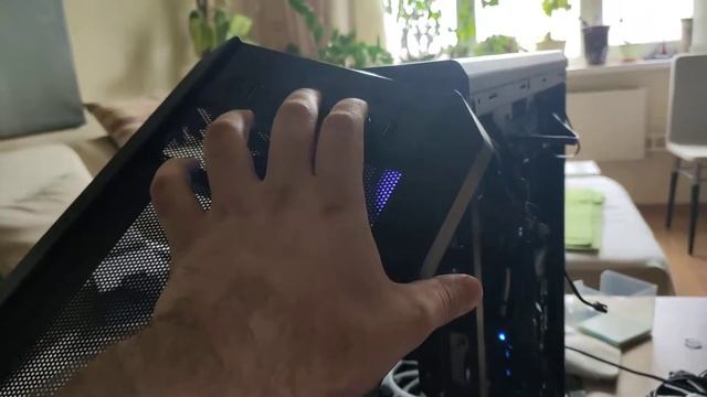 Треск кулеров aigo dr12 смотреть онлайн