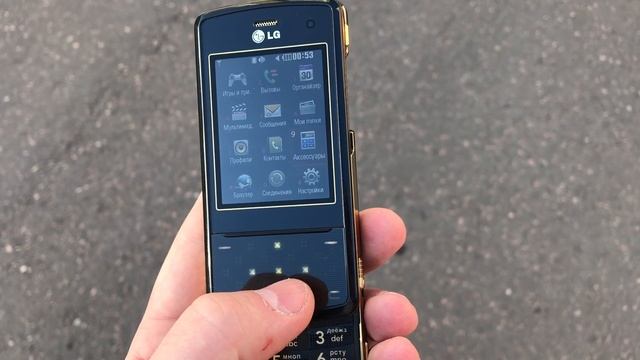 LG KF510 Фешенебельный Телефон Слайдер смотреть онлайн