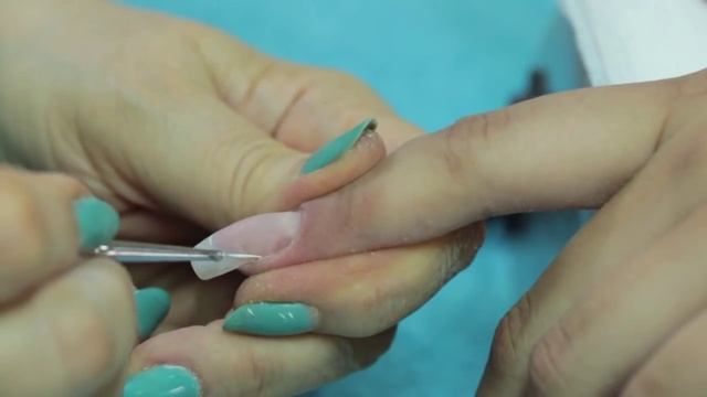 Наращивание ногтей (арочная форма) дизайн с кружевными элементами смотреть онлайн