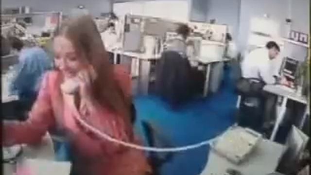Блондинка и телефон смотреть онлайн