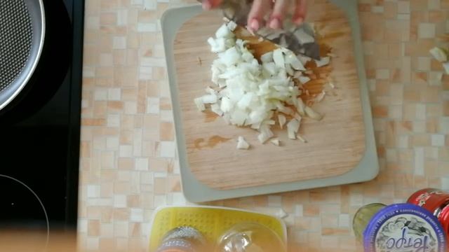 СУП С ЗЕЛЕНЫМ ГОРОШКОМ (КОНСЕРВИРОВАННЫМ) смотреть онлайн