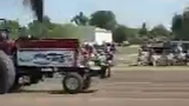 Boelus Tractor Pull #4 смотреть онлайн