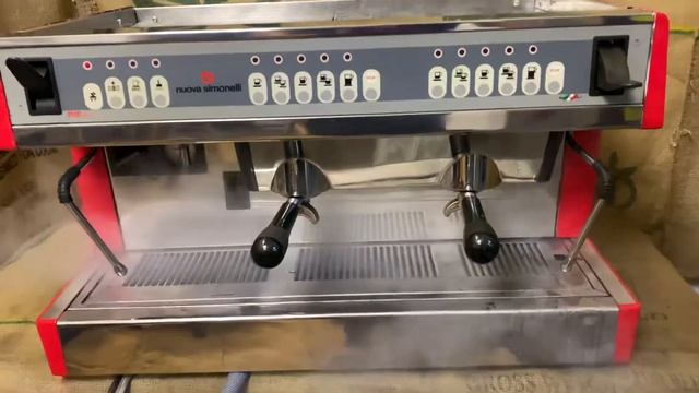 Профессиональная кофемашина Nuova Simonelli MAC2000 смотреть онлайн