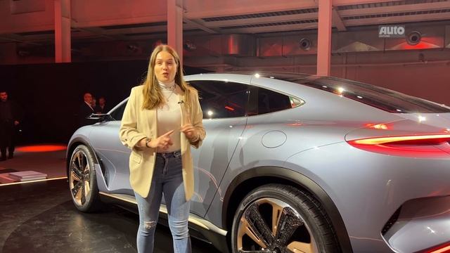 Aehra SUV (2022): Vierflügeliges Luxus-SUV mit E-Antrieb | AUTO ZEITUNG смотреть онлайн