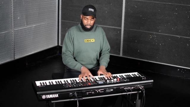 Yamaha YC88 Digital Stage Keyboard With Drawbars - CFX Grand | Gear4music