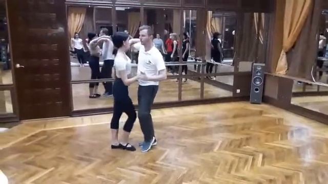 Резюме занятия кизомба в LaVida - Владимир и Даша смотреть онлайн