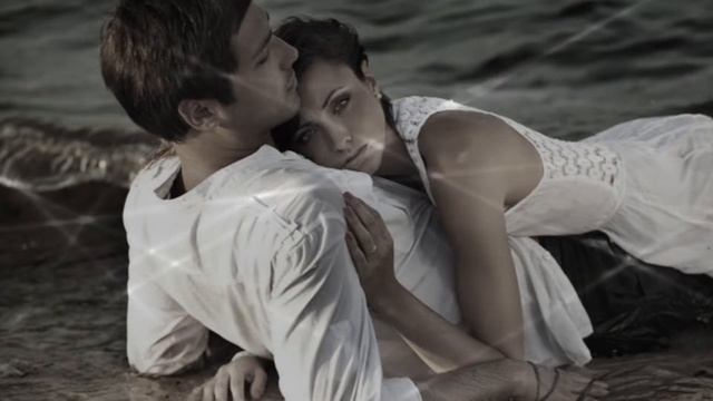 Стихотворение "Жаль" Флёр-Де-Ирис. Читает автор Флёр-Де-Ирис. смотреть онлайн