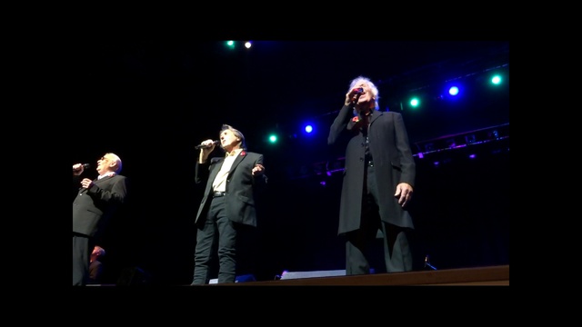 The Tremeloes Silence Is Golden In Perth Scotland смотреть онлайн
