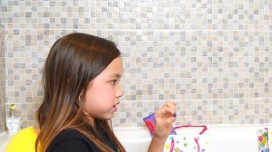 24 часа в ванной. Смешали 50 слаймов!