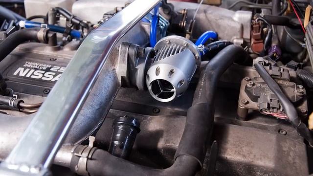 Nissan Skyline R33 - HKS SSQV (Still+Audio)