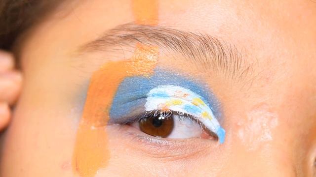 создаю НЕВЕРОЯТНЫЙ макияж глаз из INSTAGRAM ✨ в макро режиме| СЛОЖНЫЕ МАКИЯЖИ ГЛАЗ? смотреть онлайн