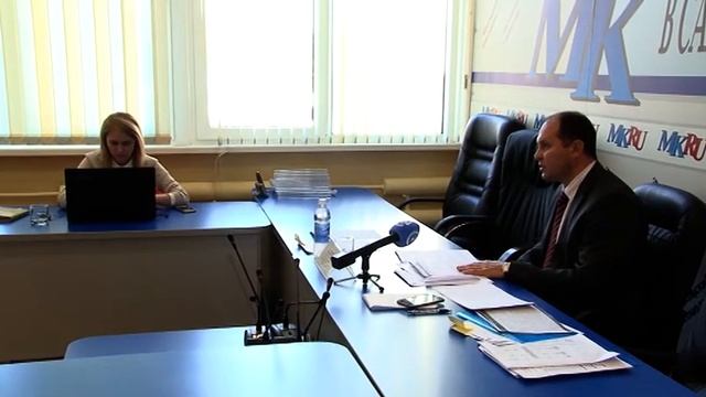 В Саратове тысячам рабочим задержали зарплату смотреть онлайн