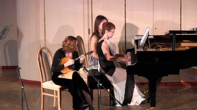 Tatiana Nenashevа (domra) Mikheyev «Slow and cheerful pieces» смотреть онлайн