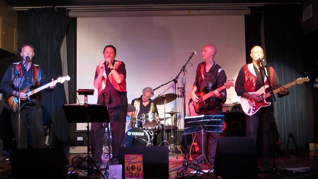 Chris Anthony with The Rebel Rousers - Cover - Lets Twist Again смотреть онлайн
