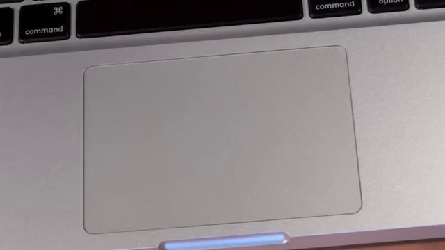 Apple MacBook Pro 13" with SSD (Early 2011): Unboxing and Demo смотреть онлайн