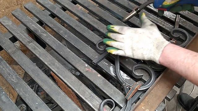 Необычное изделие из профильной трубы.Дровница для камина. смотреть онлайн