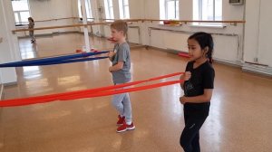 Тренировки для фигуристов дома. Резина 1 | Часть №4 от Ryabinin Camps