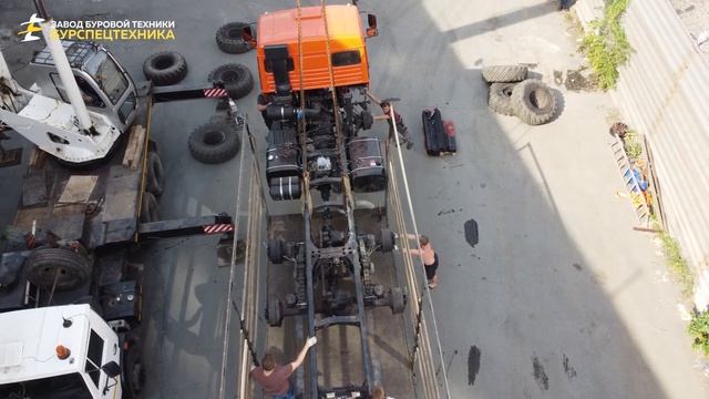 Отгрузка установки для геологоразведки УРБ 2Д3 и шасси КАМАЗ 43118 в Польшу. Видео от ЗБТ смотреть онлайн