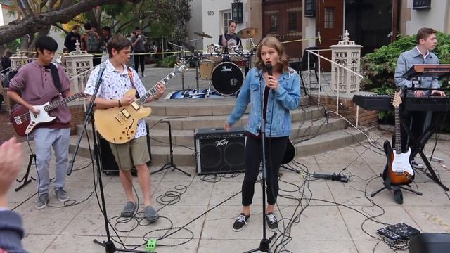 VIRTUAL INSANITY - JAMIROQUAI (BAND COVER) EIGHTY THREE смотреть онлайн