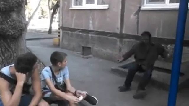 Алкаш упал смотреть онлайн