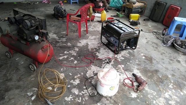 Máy phát điện 2,2kw giá rẻ bèo 2,4tr chưa có tiền Síp 0981904969 смотреть онлайн