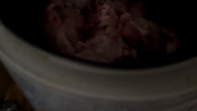 Жареная курица с чесноком в мультиварке... смотреть онлайн