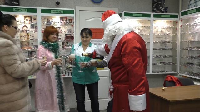 С новым 2017 годом! Коллектив ООО "Аптека-Оптика" смотреть онлайн