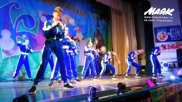 Традиционный молодёжный праздник Юморина - 2019 в ДК "Строитель" смотреть онлайн
