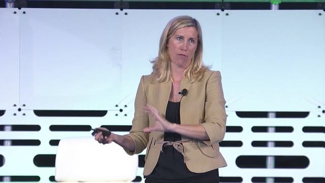 Meagen Eisenberg, MongoDB - The Power Couple Playbook: Sales and Marketing Alignment смотреть онлайн