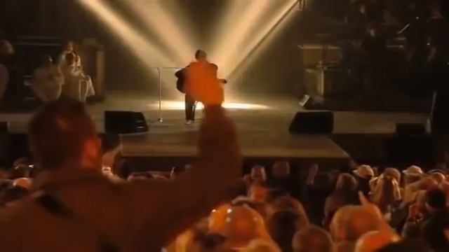 Adriano Celentano - Il ragazzo della Via Gluck (Verona Live 2012) смотреть онлайн