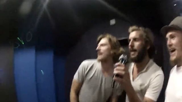 Karaoke w Almaty смотреть онлайн