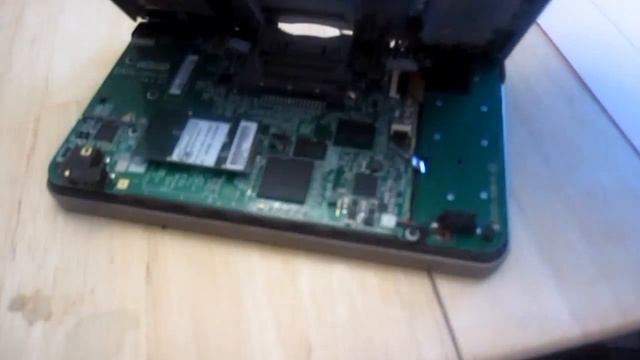 Nintendo DS Repair - Fixing A DS That Won't Read Cartridges.