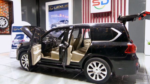 Unboxing of Lexus LX 570 - Diecast Model Car 1:24 Scale смотреть онлайн