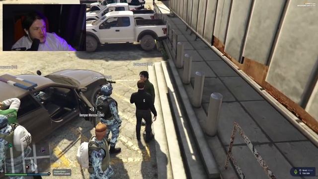 КОНКРЕТНО СУЕТНЫЕ движения на GTA 5 RP Rockford #gta5rp #rockford #суета смотреть онлайн