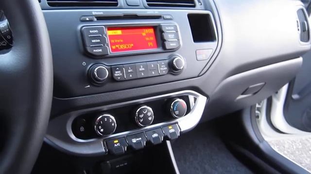 NUOVO ARRIVO:KIA RIO 1.1 CRDI 75cv ACTIVE PRATICAMENTE NUOVA Www.autocazzaniga.com