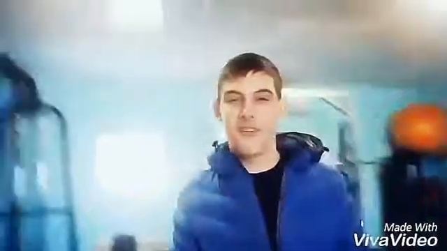 После тренировки решил снять свой тренажерный зал смотреть онлайн