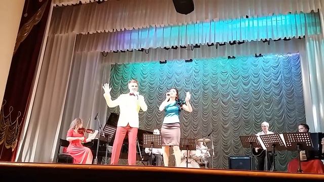 В.Гаврилин Шутка. Инстр.анс. "Веселый ветер" смотреть онлайн