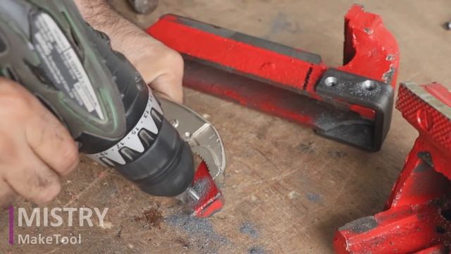 Broken Bench Vise Repair - Without Welding смотреть онлайн