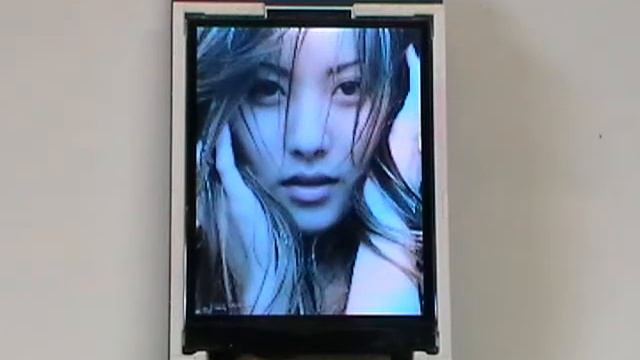 ST7735R Display 1.8 zoll and Bascom смотреть онлайн