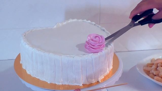 Кремовый торт с цветами мастер-класс Украшение тортов Cream cake with flowers смотреть онлайн