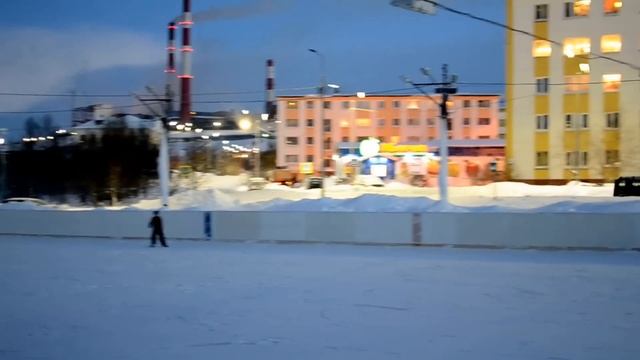 НА КАТКЕ... смотреть онлайн